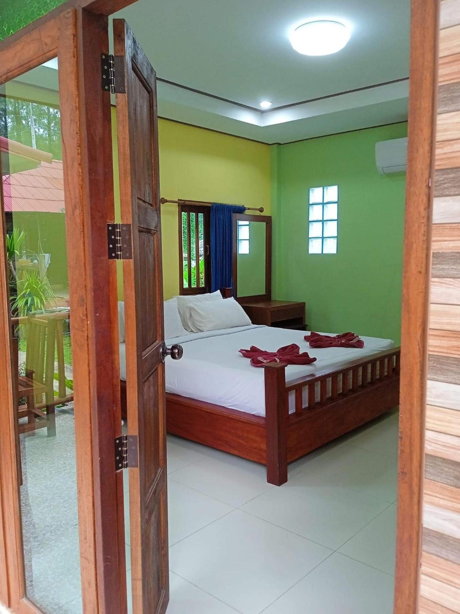 Coconut Corner Villa Ko Yao Noi Room photo